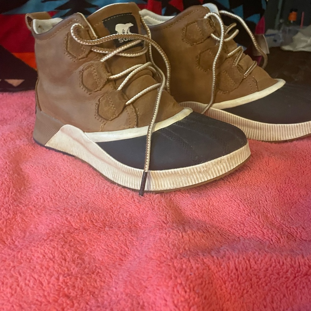 Sorel Brown and Black Winter Boots